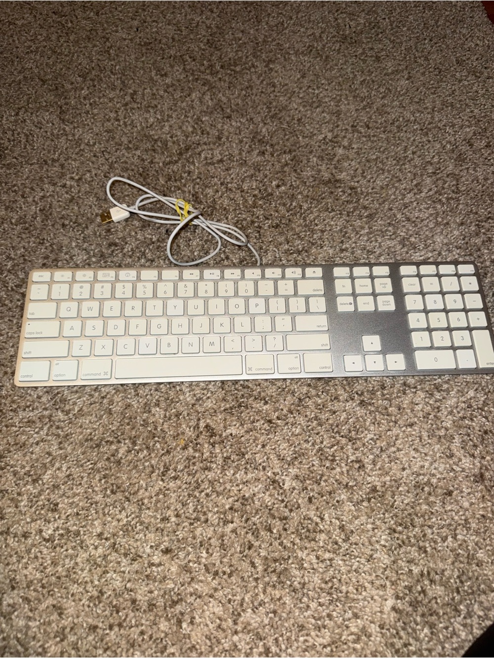 Apple White and Silver Wired USB Keyboard with Numeric Keypad
